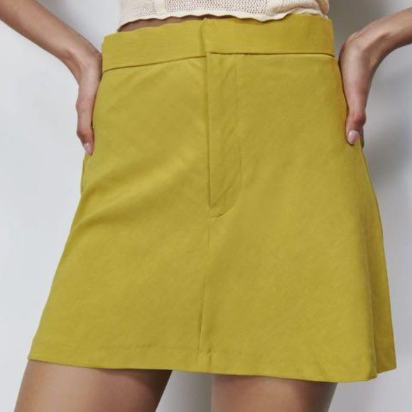 Zara Linen Chartreuse Women's  Mini Skirt Size XS - Picture 1 of 15